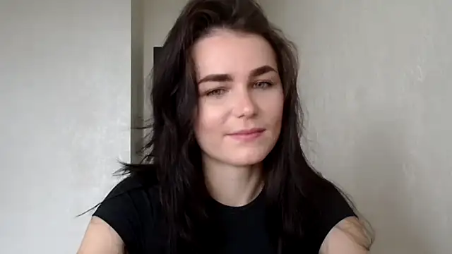 Snapshot of Silviaa_a chatting on 10.12.25 Silviaa a online show from 10.12.25