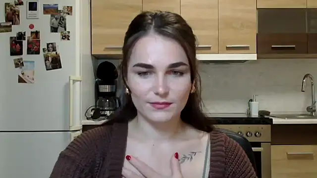 Snapshot of Silviaa_a chatting on 10.23.25 Silviaa a online show from 10.23.25