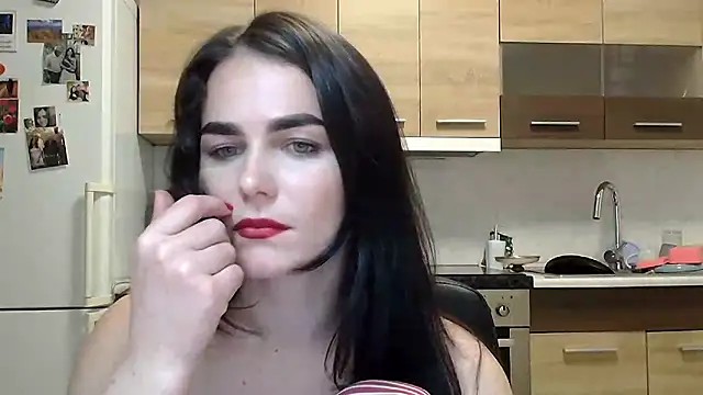 Snapshot of Silviaa_a chatting on 10.27.25 Silviaa a online show from 10.27.25