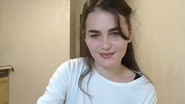 Snapshot of Silviaa_a chatting on 11.28.25 Silviaa a online show from 11.28.25