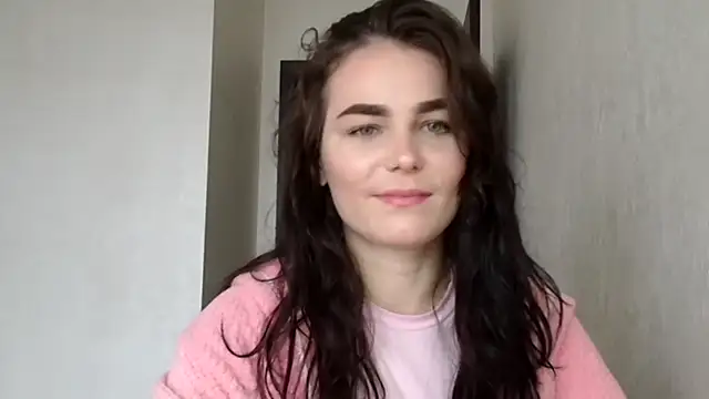 Snapshot of Silviaa_a chatting on 12.14.25 Silviaa a online show from 12.14.25