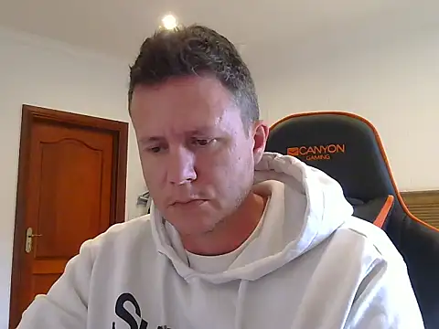 TroyDieselXXX online show from 04.07.26