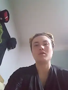 MoonIrene online show from 10.30.25