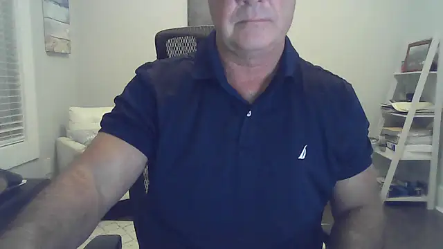 Snapshot of cyclone1212 chatting on 04.16.26 cyclone1212 online show from 04.16.26