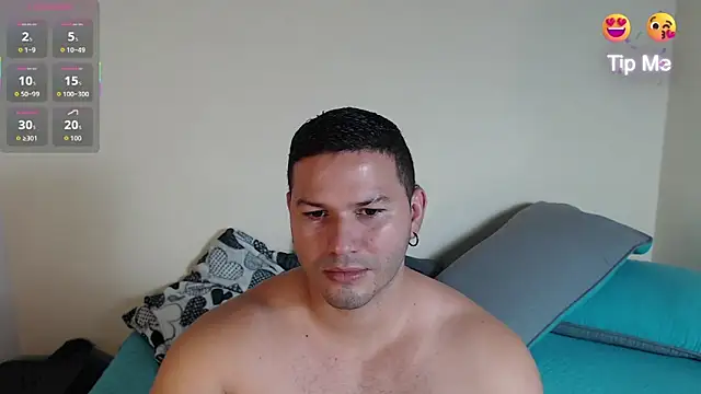 Snapshot of Tim_mz01 chatting on 10.07.25 Tim mz01 online show from 10.07.25