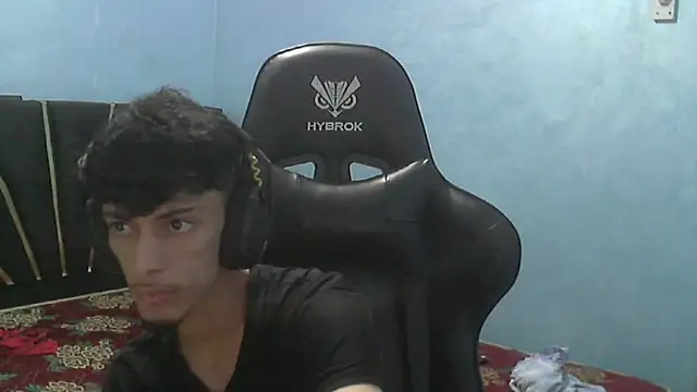 Snapshot of Dark_DesireX chatting on 09.28.25 Dark DesireX online show from 09.28.25