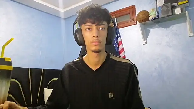 Snapshot of Dark_DesireX chatting on 10.18.25 Dark DesireX online show from 10.18.25