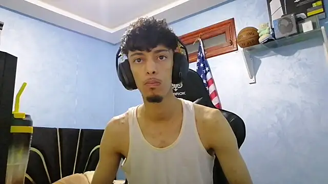 Snapshot of Dark_DesireX chatting on 10.20.25 Dark DesireX online show from 10.20.25