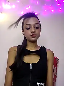 Snapshot of Your-Kitkat chatting on 11.07.25 Your-Kitkat online show from 11.07.25