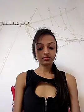 Snapshot of Your-Kitkat chatting on 11.12.25 Your-Kitkat online show from 11.12.25