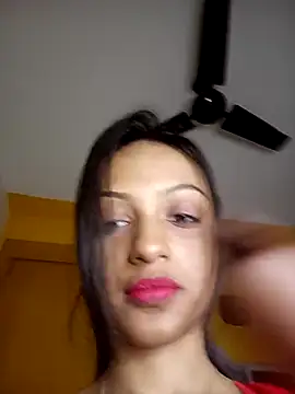 Your-Kitkat online show from 12.16.25