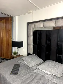 Snapshot of MR_MUSCLE chatting on 09.12.25 MR MUSCLE online show from 09.12.25