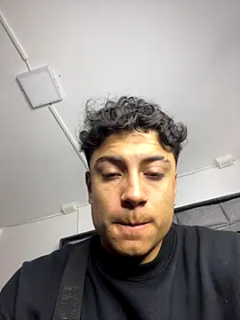 Snapshot of MR_MUSCLE chatting on 10.01.25 MR MUSCLE online show from 10.01.25