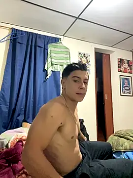 Snapshot of MR_MUSCLE chatting on 11.01.25 MR MUSCLE online show from 11.01.25