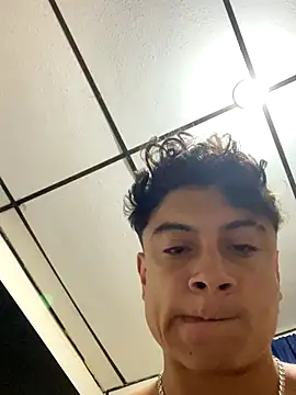 Snapshot of MR_MUSCLE chatting on 11.06.25 MR MUSCLE online show from 11.06.25