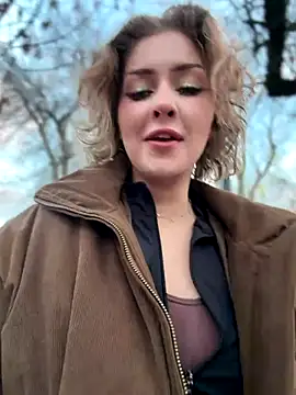 KellyKeler online show from 12.18.25