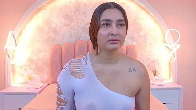 JasmineRhodes online show from 10.28.25