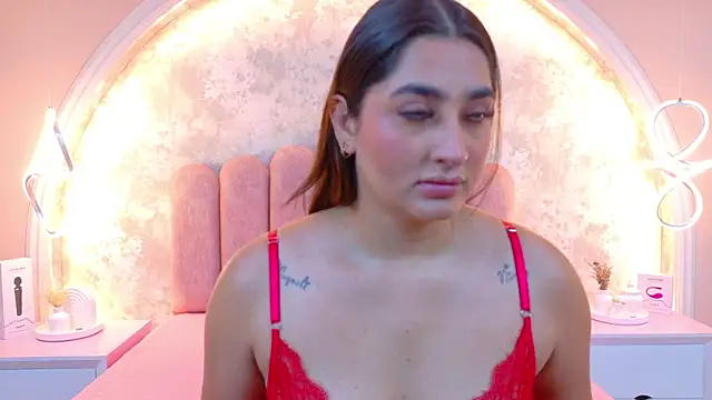 JasmineRhodes online show from 01.14.26