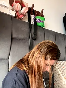 AllieYourGirl online show from 10.09.25