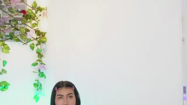 saraBow online show from 09.23.25