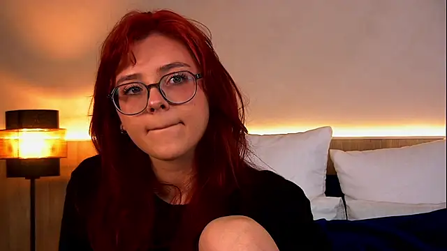 Snapshot of Nora__Ray chatting on 05.23.26 Nora Ray online show from 05.23.26