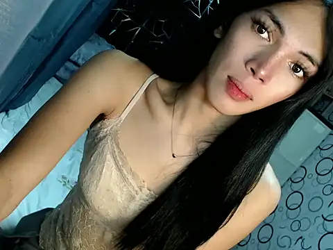 ladyhotcuming online show from 10.05.25