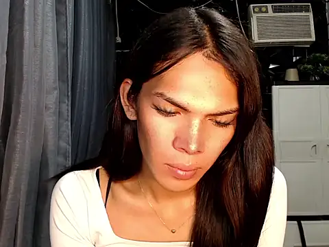 ladyhotcuming online show from 06.17.26
