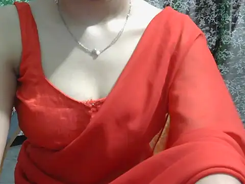 Snapshot of lovely_soniya chatting on 04.23.26 lovely soniya online show from 04.23.26