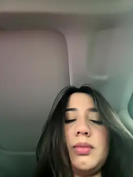 Michelle Zoe online show from 01.05.26