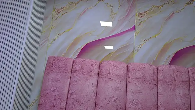 emmacurvy online show from 04.02.26