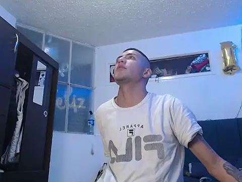 man porn13 online show from 10.30.25