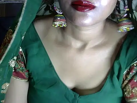 Snapshot of hotee_bhabi chatting on 09.30.25 hotee bhabi online show from 09.30.25
