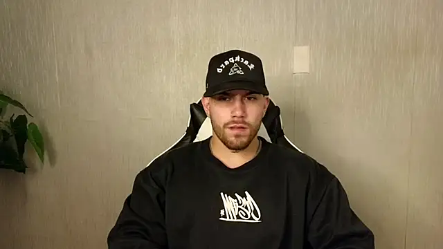 Snapshot of Ades_Lowe chatting on 10.14.25 Ades Lowe online show from 10.14.25