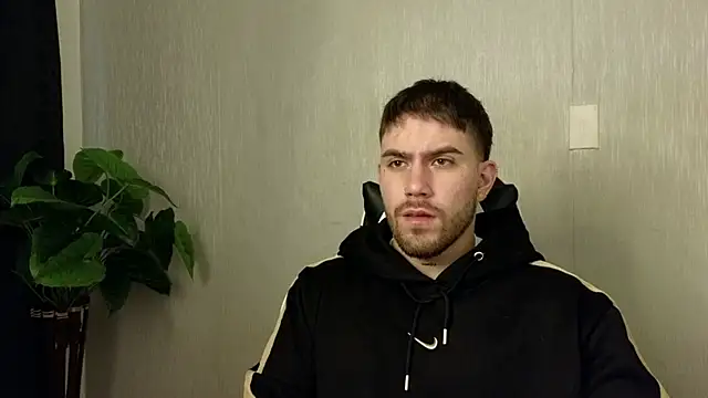 Snapshot of Ades_Lowe chatting on 10.15.25 Ades Lowe online show from 10.15.25