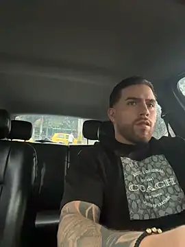 Ades Lowe online show from 11.09.25