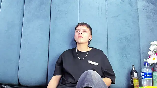 Megan Thompson  online show from 02.22.26