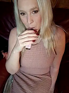 Bouncy-Bella28X online show from 02.09.26