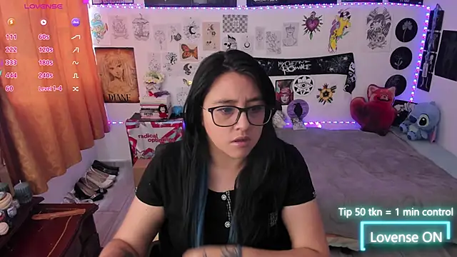 Cherry blush  online show from 05.13.26