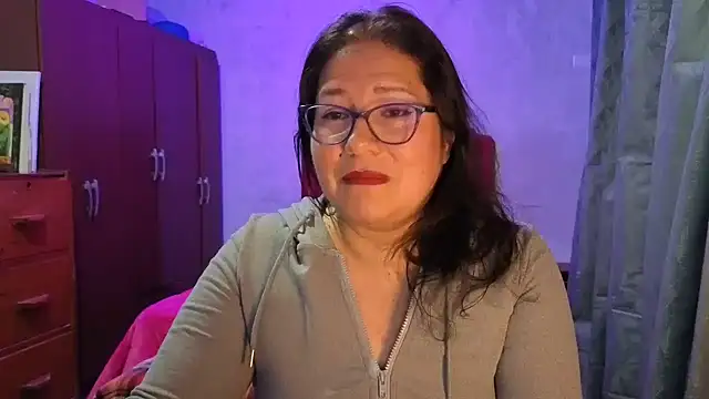 scarlett widow  online show from 04.20.26