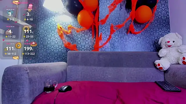 Zoe White  online show from 10.30.25