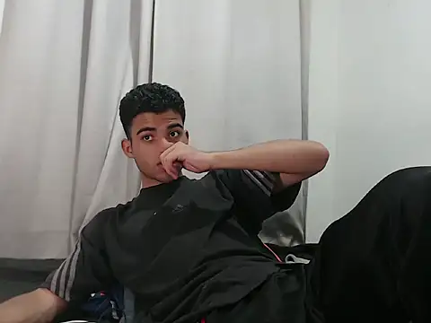 Snapshot of camillo_beischel_ chatting on 09.23.25 camillo beischel online show from 09.23.25