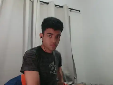 Snapshot of camillo_beischel_ chatting on 09.29.25 camillo beischel online show from 09.29.25