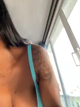 Snapshot of Bustykeyla chatting on 11.14.25 Bustykeyla online show from 11.14.25