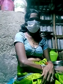 Tamilauntyhot online show from 10.18.25