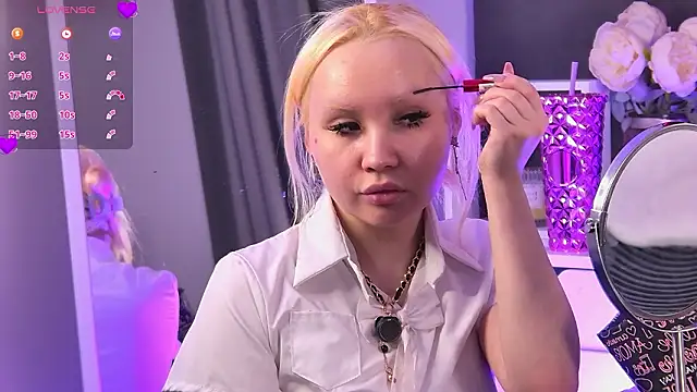 Snapshot of AsiaVegas chatting on 02.17.26 AsiaVegas online show from 02.17.26