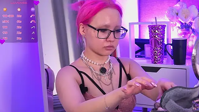 Snapshot of AsiaVegas chatting on 02.19.26 AsiaVegas online show from 02.19.26