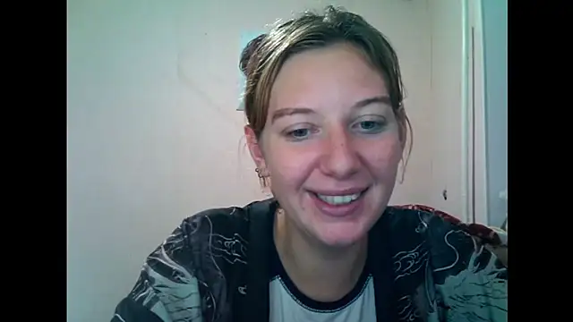 Lily Ember online show from 09.20.25