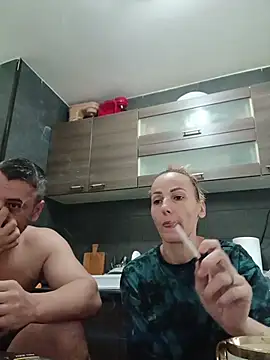 Snapshot of Aly-john1985 chatting on 09.28.25 Aly-john1985 online show from 09.28.25