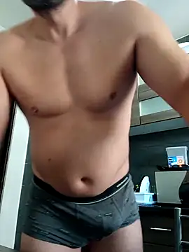 Snapshot of Aly-john1985 chatting on 10.01.25 Aly-john1985 online show from 10.01.25