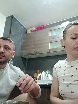 Snapshot of Aly-john1985 chatting on 10.21.25 Aly-john1985 online show from 10.21.25